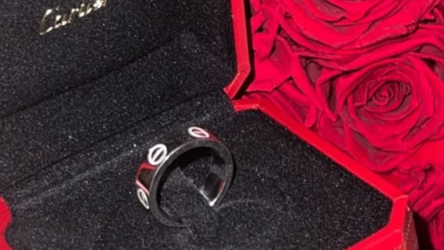 Chanel Totti's ring