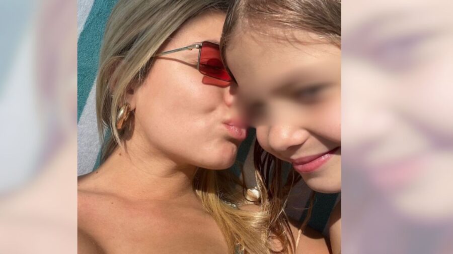 Chanel Totti on holiday in Dubai with her little sister Isabel