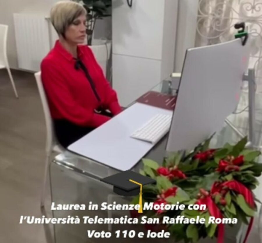 Laurea a 47 anni per Annalisa Minetti