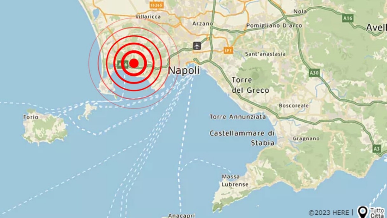 Scossa di terremoto nei Campi Flegrei