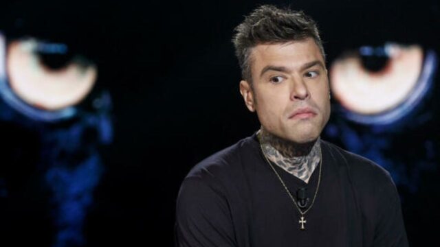 “Ma cosa fa, è irriconoscibile” Fedez al centro di una polemica per un episodio a Miami: cosa ha combinato