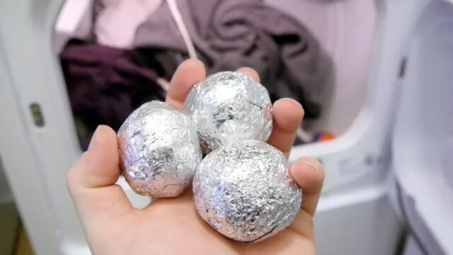 Avete mai provato a mettere una pallina di alluminio nella lavatrice? Non riuscirete più a farne a meno