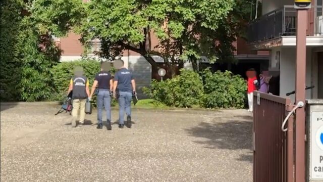 È arrivata la triste notizia. Il bimbo di Pavia di appena 18 mesi non ce l’ha fatta: la Polizia indaga