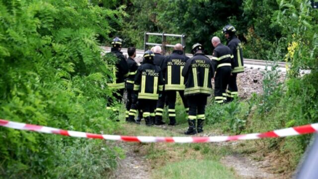 Marito e moglie morti travolti da un treno: la scoperta degli agenti dal controllo delle telecamere