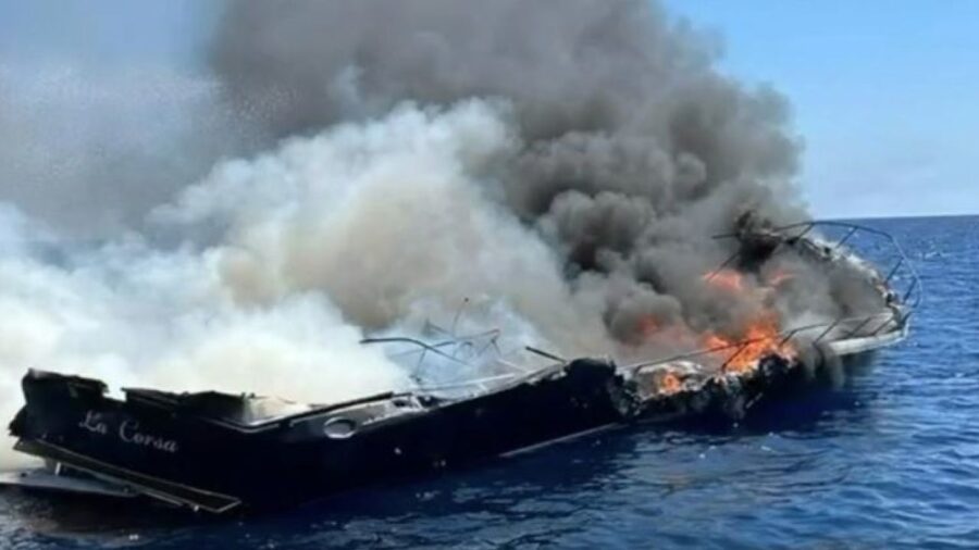 Incendio in mare, la coppia famosa deve abbandonare il proprio yacht