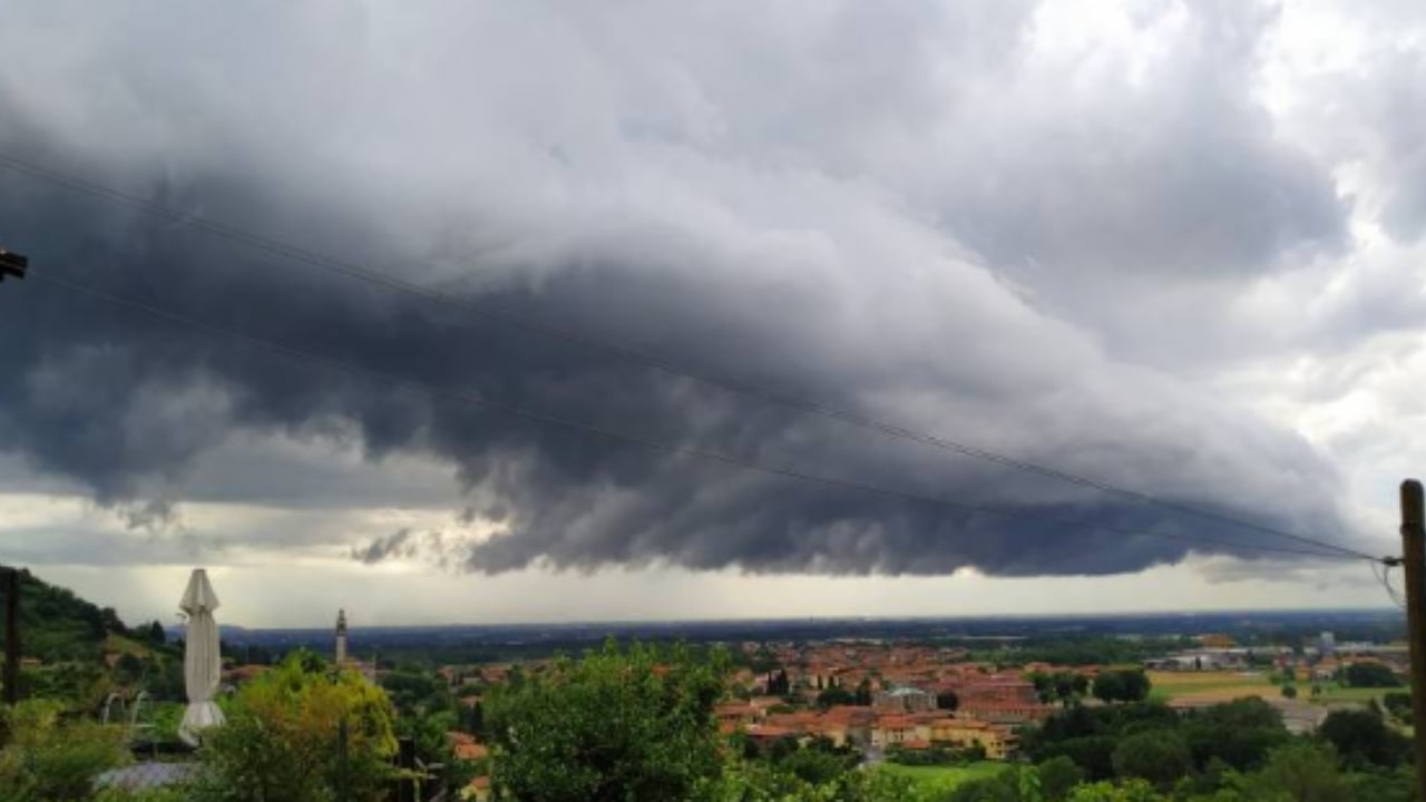 Nuova allerta meteo per la giornata di domani