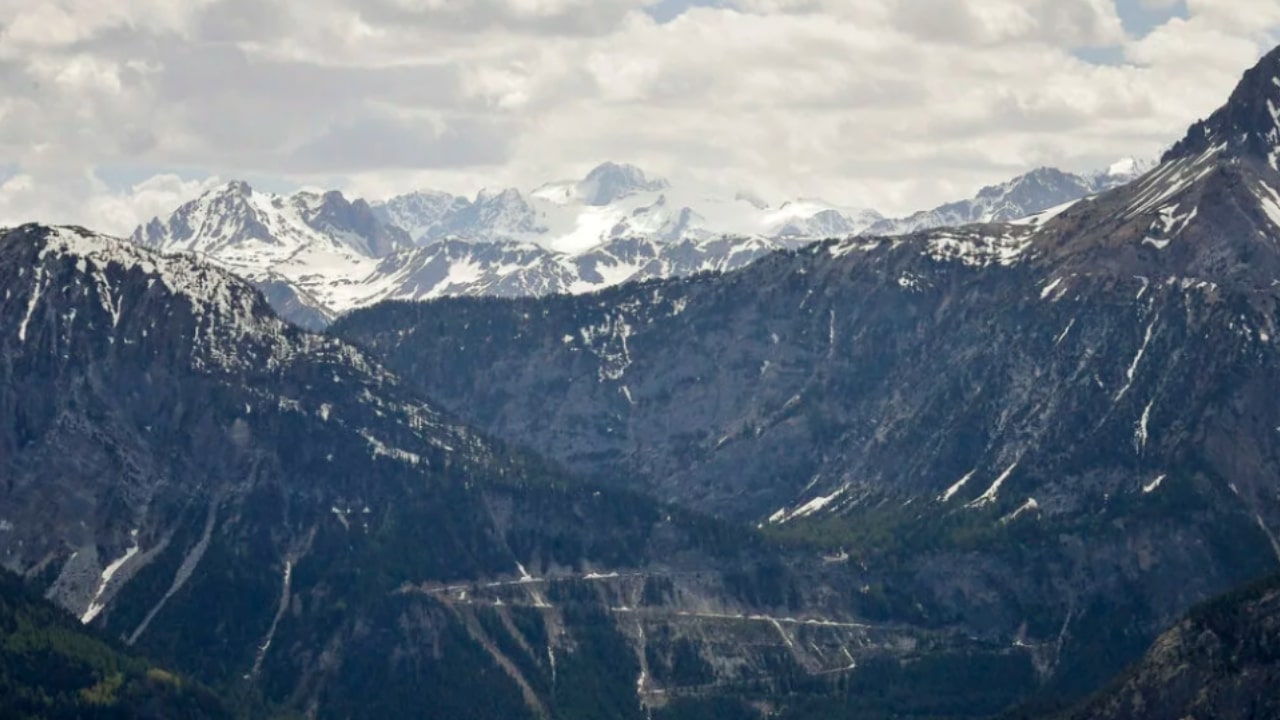 Mysterious Death in Bardonecchia