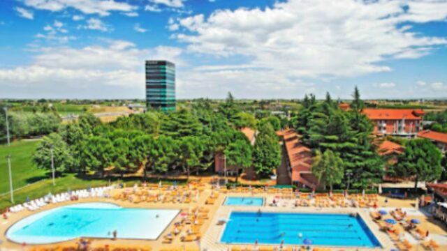 Tragico incidente in Hotel: bambina di 5 anni annega nella piscina dell’albergo