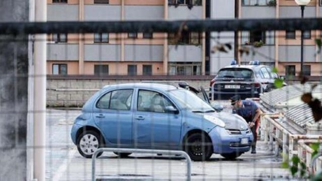 Bimba dimenticata in auto dal papà, emersa la dinamica della tragedia: ecco chi si è accorto della presenza della bambina in macchina lanciando l’allarme