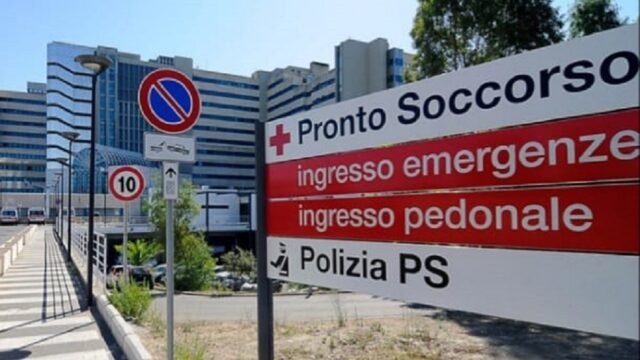 Intera famiglia investita sulle strisce pedonali, mamma, papà e bambini di 6 anni: il bilancio è tragico