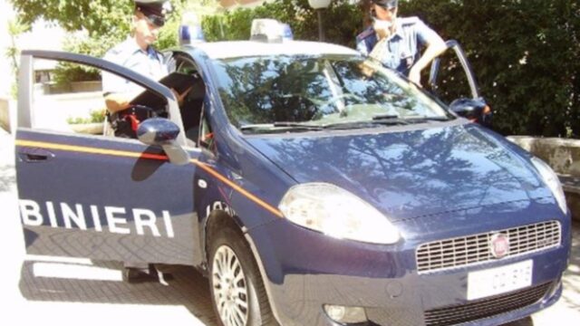 Ubriaco e drogato, si schianta contro un’auto a 150km/h: morti padre e madre, feriti i bimbi. L’epilogo di questa triste storia