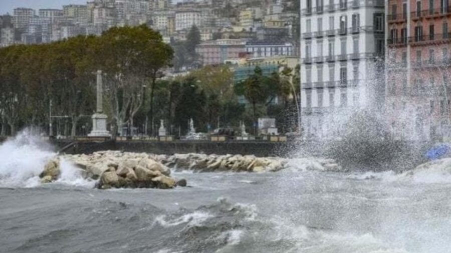 Maltempo in Campania, allerta gialla per tutta la serata di oggi