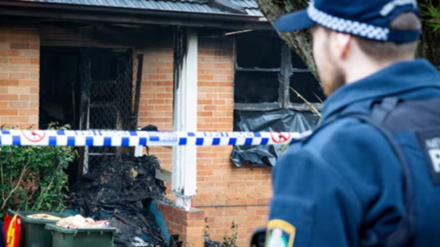 incendio in una casa di Sydney