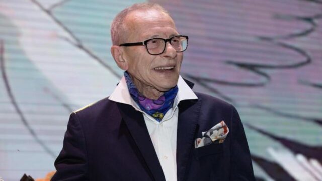 Pino D’Angiò, il cantante lottava contro diverse malattie: di cosa soffriva e come è morto