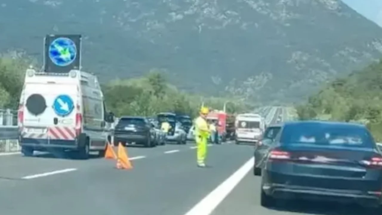 Tragico incidente sull'A23