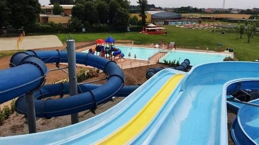 Bimbo di 4 anni morto dopo un malore in piscina nel comasco