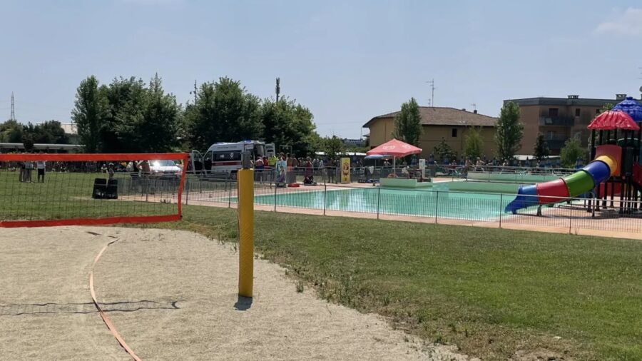 Bimbo di 4 anni morto dopo un malore in piscina nel comasco