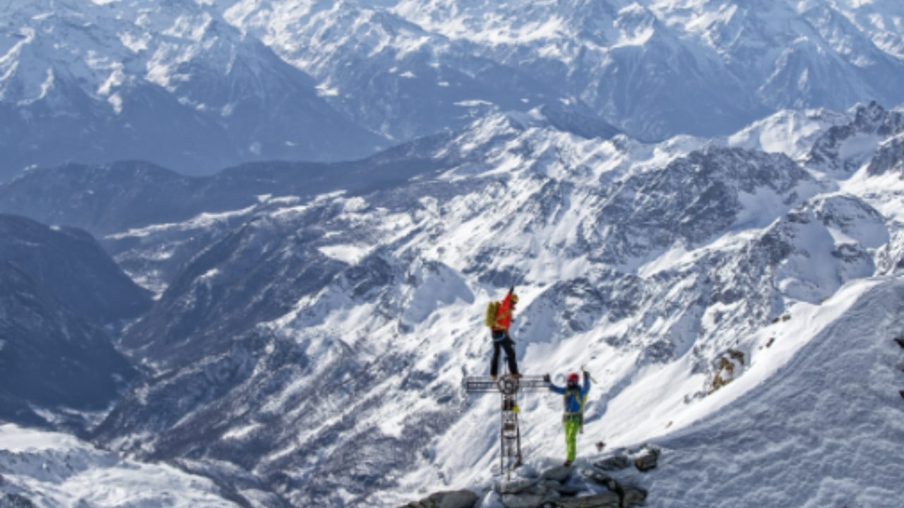 Terzo alpinista muore sul Cervino