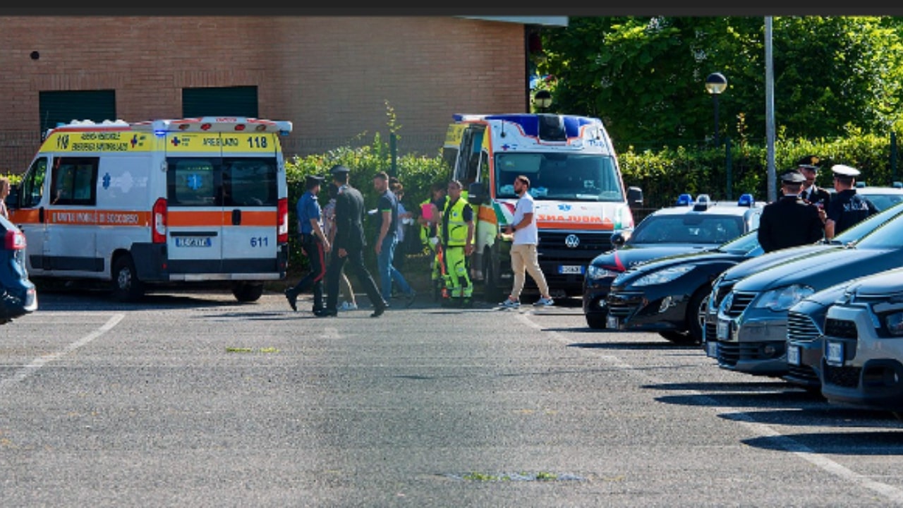 Carabinieri arrest husband of woman found dead in car