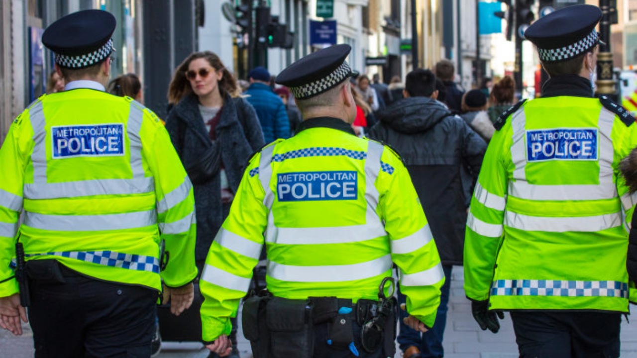 Londra: accoltellata una bambina e una donna