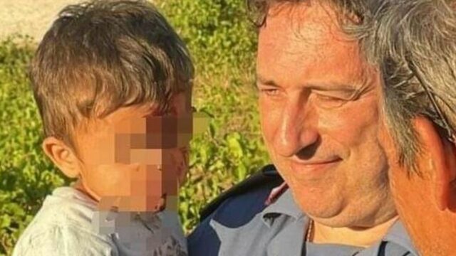 “Non può essersi allontanato da solo” Bambino scomparso a Locorotondo, dopo il ritrovamento si apre un’ipotesi terribile