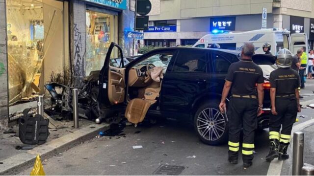 Drammatico incidente per due coniugi, con il Suv sono finiti contro la vetrina di un negozio: sono morti entrambi