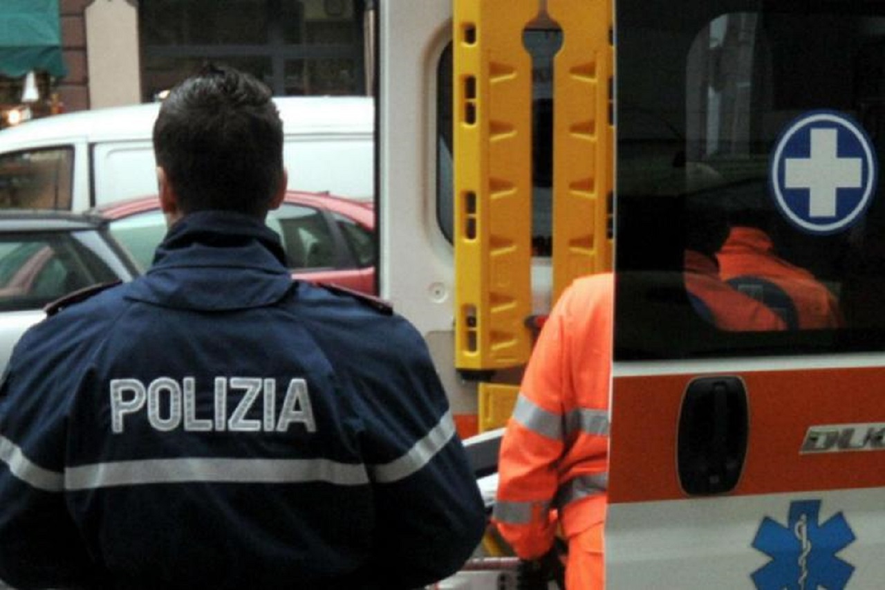 indagini in corso in merito alla tragica morte di bimba due anni, precipitata dal terzo piano