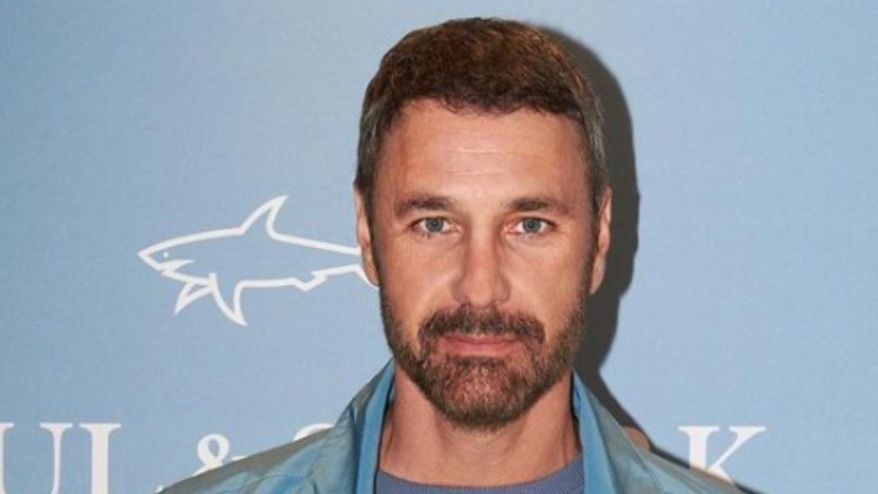 Raoul Bova operato ad un ginocchio