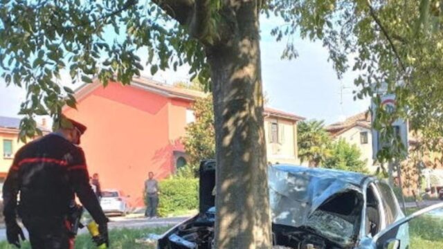 Tragico incidente in una piccola statale: sbanda e finisce contro un albero: purtroppo non c’è stato nulla da fare