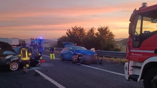 Tragico incidente in autostrada all’alba, una persona è morta sul colpo: dove e cosa è successo 