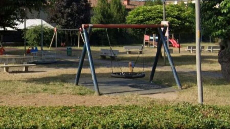 Villongo incidente all'altalena di una bambina