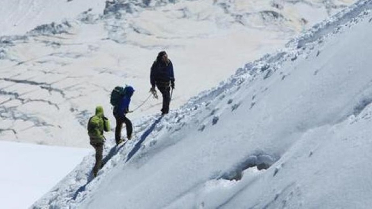 dispersi quattro alpinisti causa maltempo