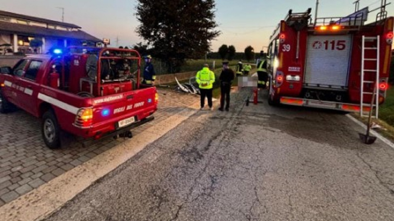 incidente stradale: morte due persone