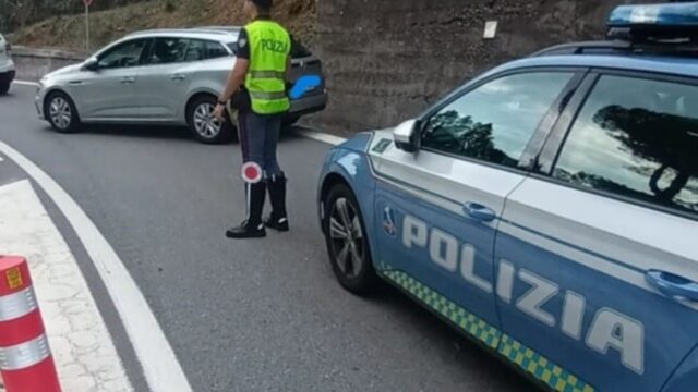 “Sbalzato fuori dall’auto” Tragico incidente in autostrada, la vittima era giovanissima, purtroppo non ce l’ha fatta. Dove e cosa è successo