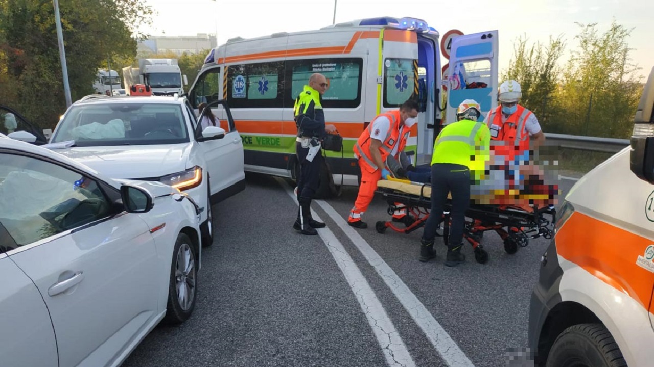 morto 80enne per incidente stradale