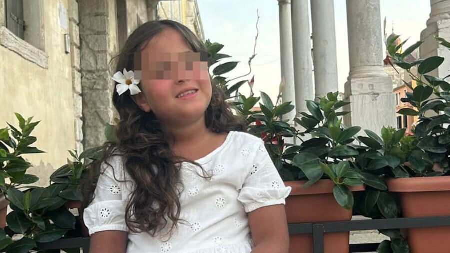 incidente bambina sull'altalena Ritaj Lahmar