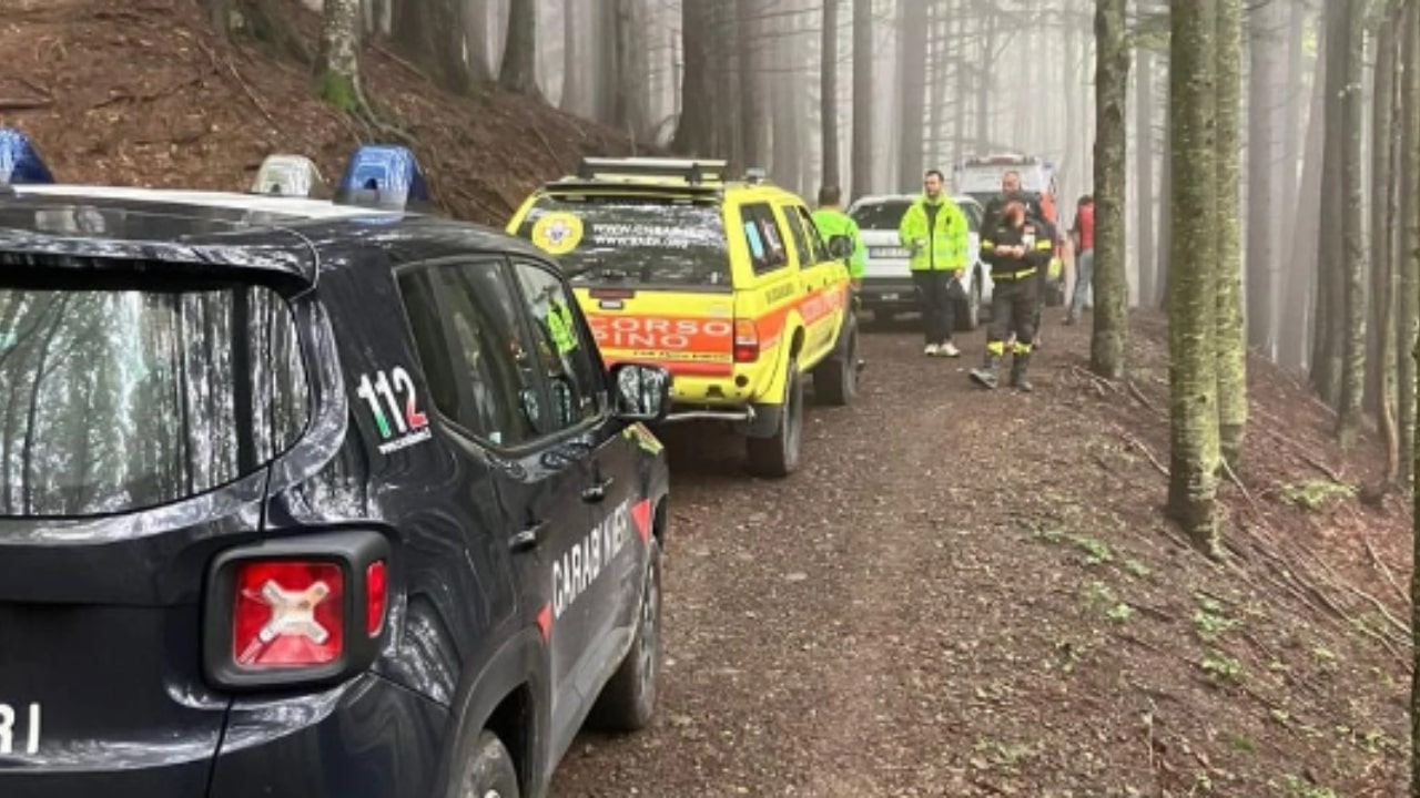 Uomo muore mentre esce con l fratello per raccogliere funghi