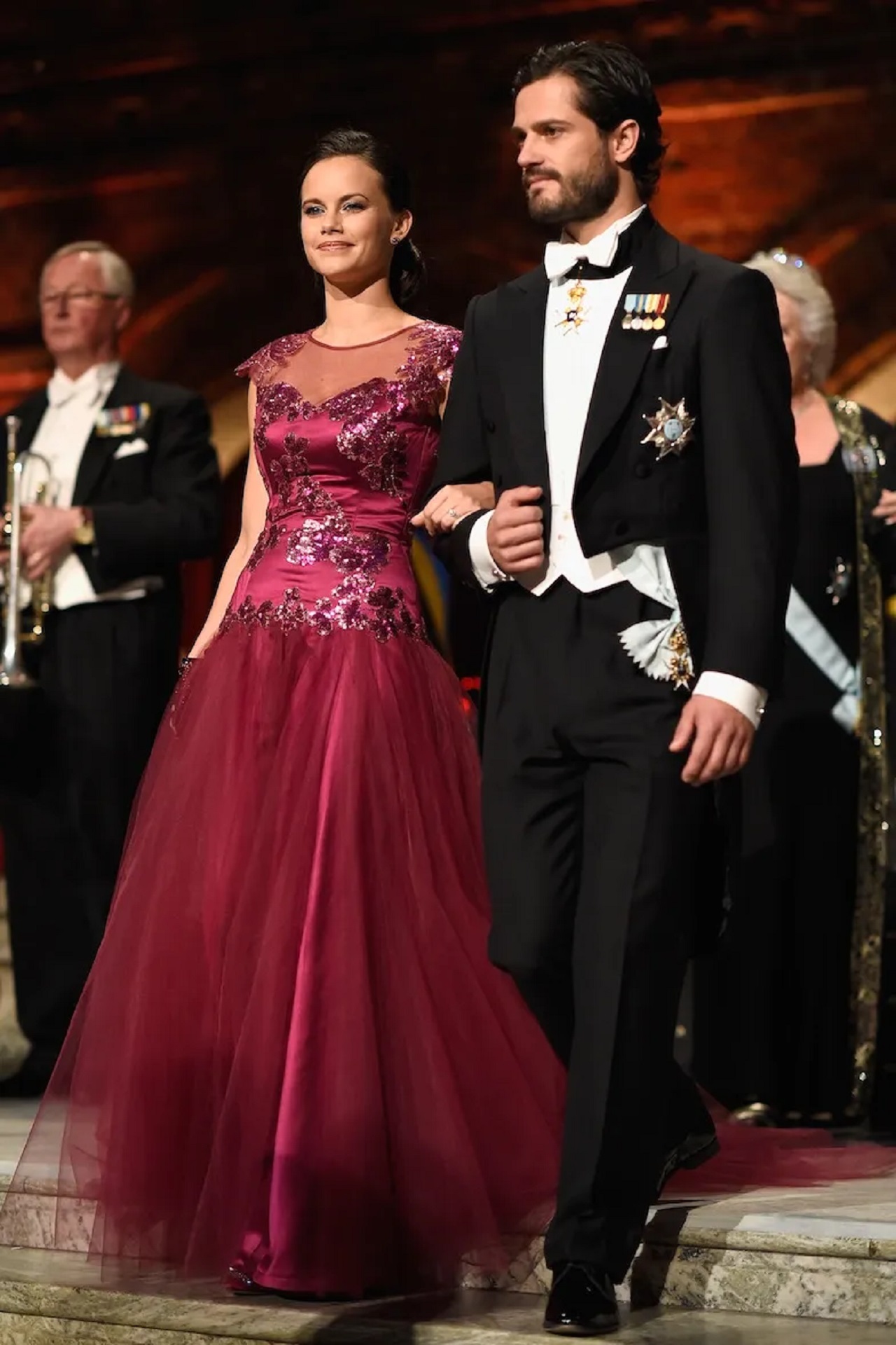 happy royal couple