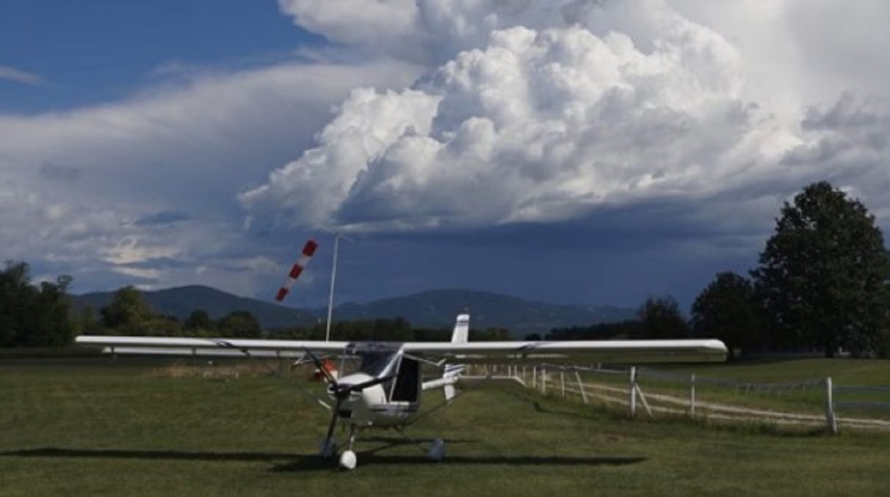 incidente mortale: precipita aereo ultraleggero