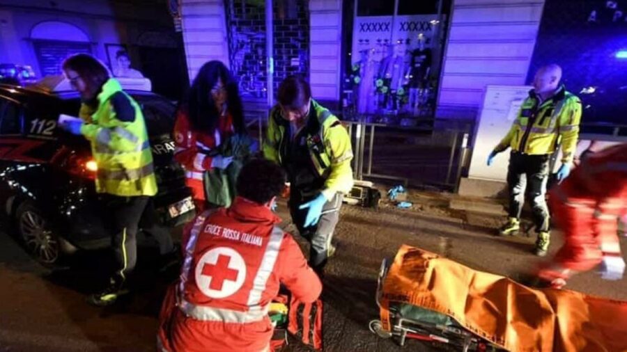 viale monza donna accoltellata