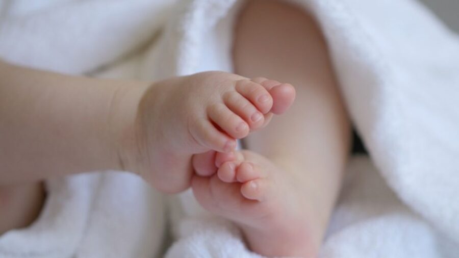 Baby feet, photo from the archive