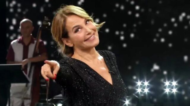 Barbara D’Urso punzecchia Mediaset a Ballando con le Stelle: la velenosa frecciatina