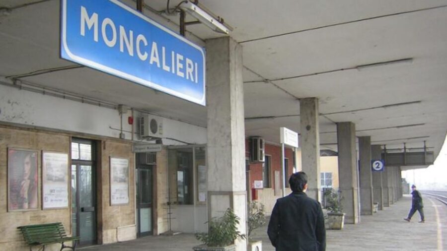 Moncalieri incidente col treno