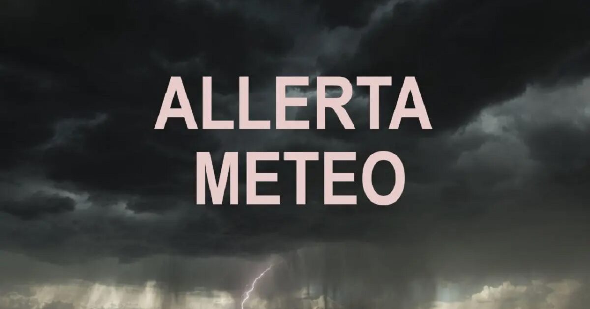 Maltempo In Italia Allerta Per La Giornata Di Sabato Ottobre Le Regioni A Rischio