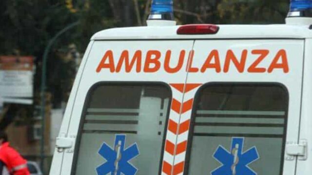 Tragico incidente stradale per un 19enne, era in sella alla sua moto: dove e cosa è successo 