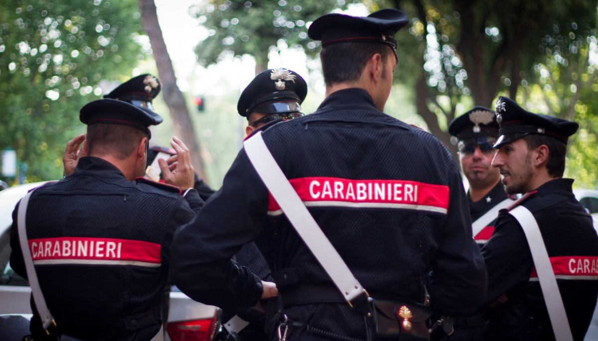 indagano i carabinieri