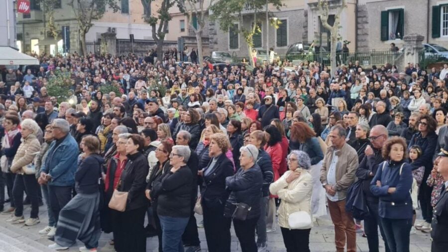 Gleboni funeral, Nuoro massacre