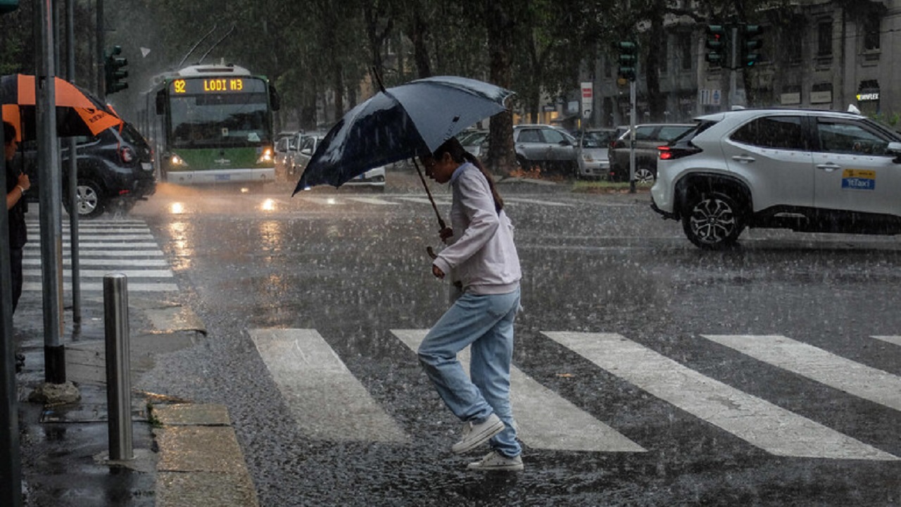 rischio temporali e rovesci domani 4 ottobre