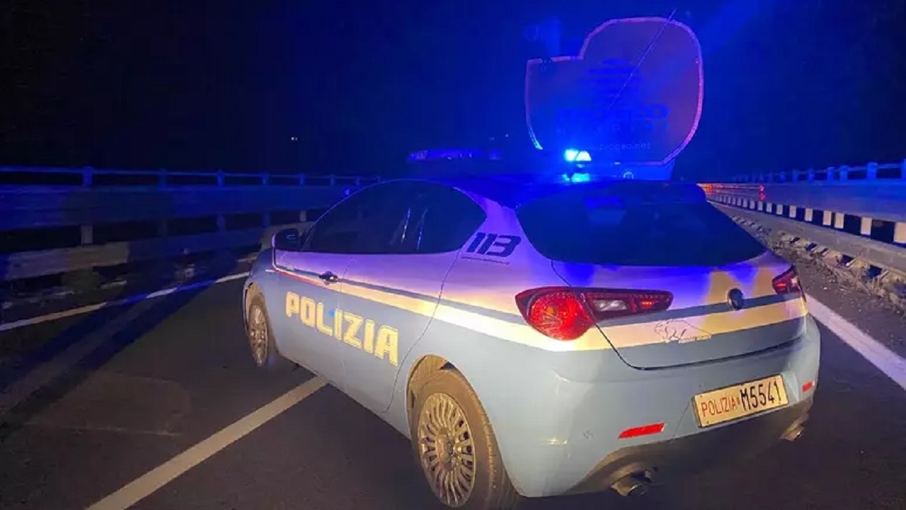 polizia indaga sull'incidente