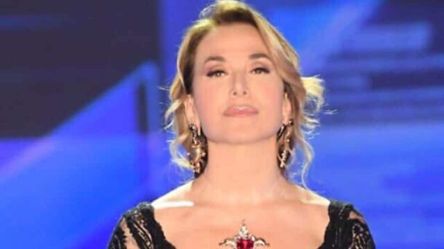 “Ci sarà a tutti i costi” un ritorno inaspettato per Barbara D’Urso: scenderà proprio quella scala, fan in delirio